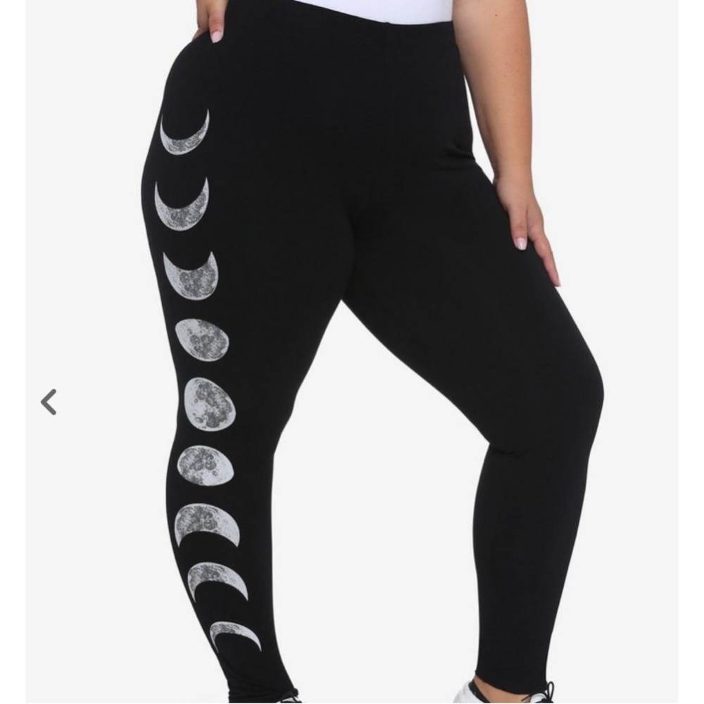 Moon Phase Leggings Plus Size Hot Topic Witchy Halloween Spooky